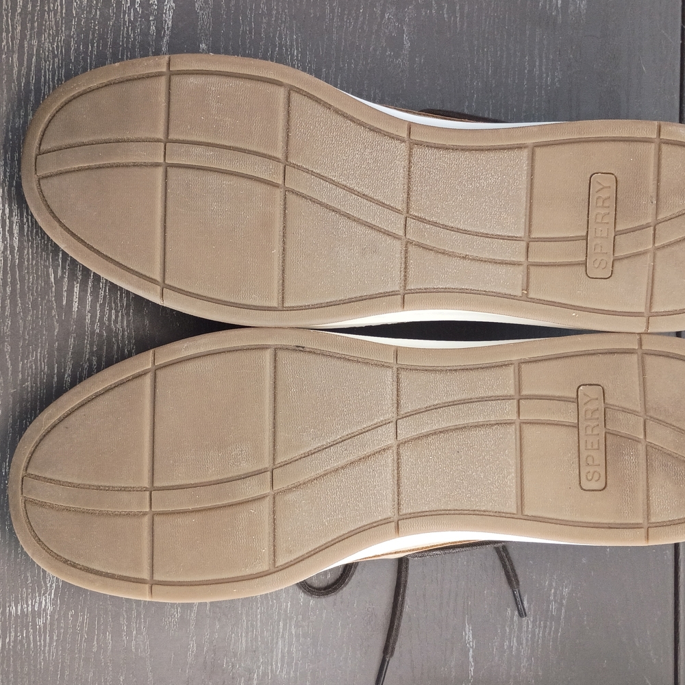 Sperry Men's 10M Tan Vanvas Boat Shoes.  Like NEW!!! - Picture 4 of 6